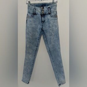 Washed Out High Rise Skinny Jeans Size:5 Long